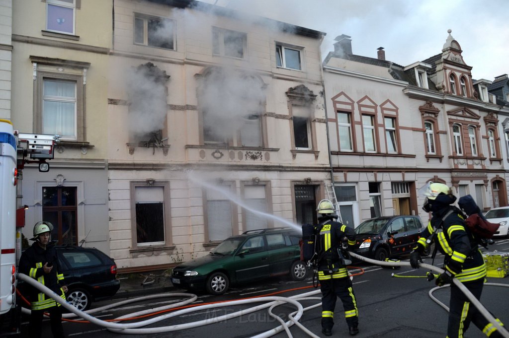 Feuer 5 Wermelskirchen Berlinerstr P10.JPG - MIRKO_WOLF